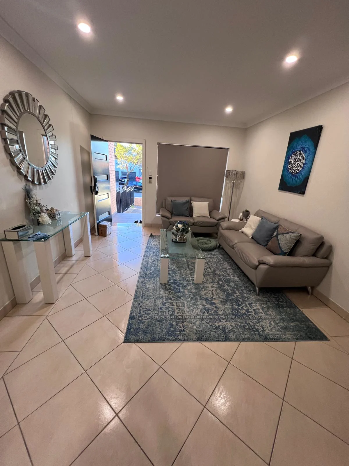 Professional living area deep cleaning Sydney