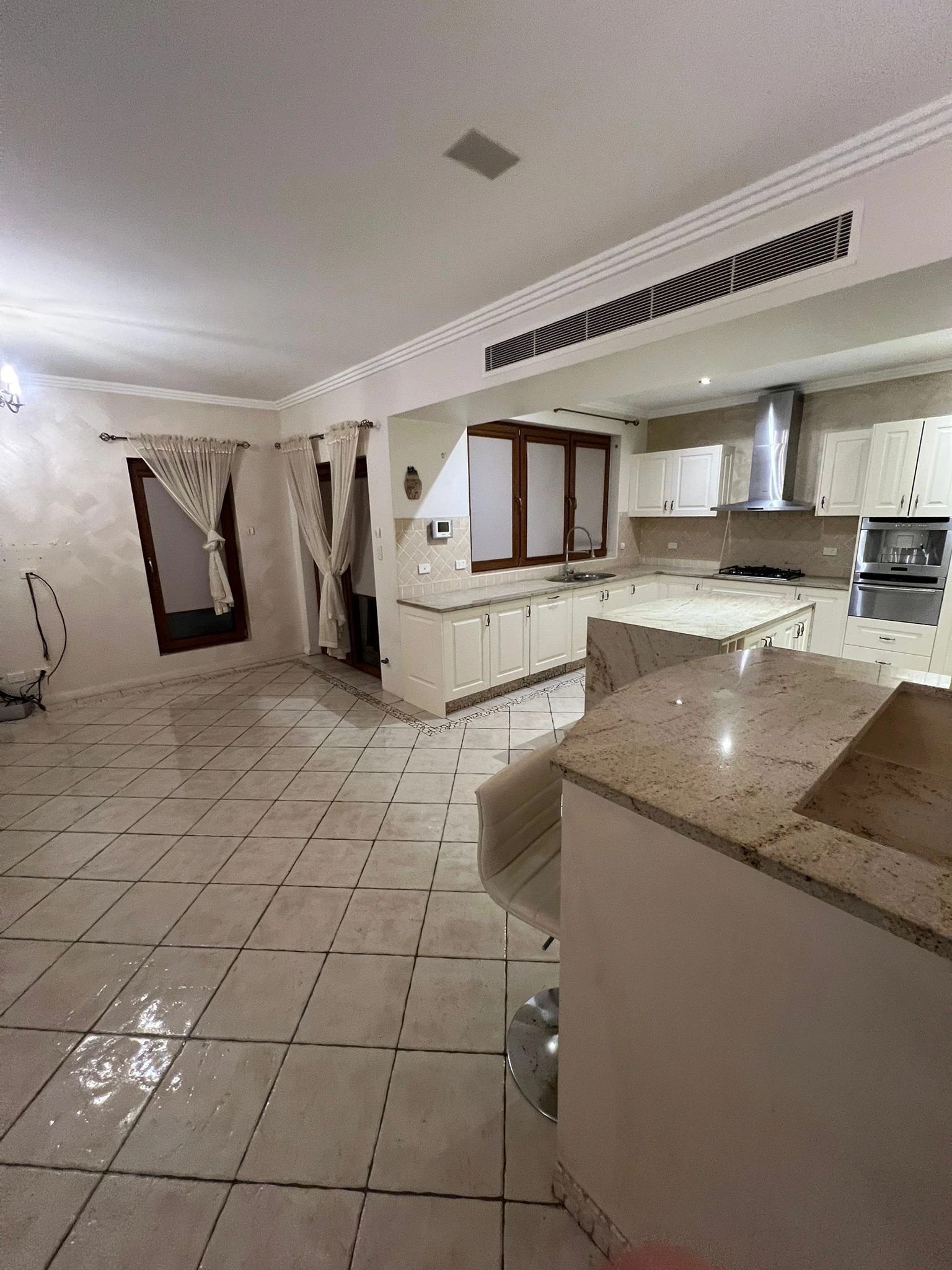 Professional kitchen deep cleaning Sydney